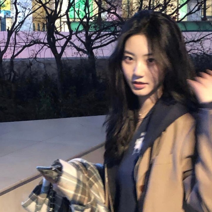 乌鸦女孩
